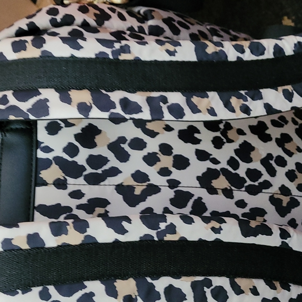 DREAM BACKPACK™ DIAPER BAG - Picture 6 of 7